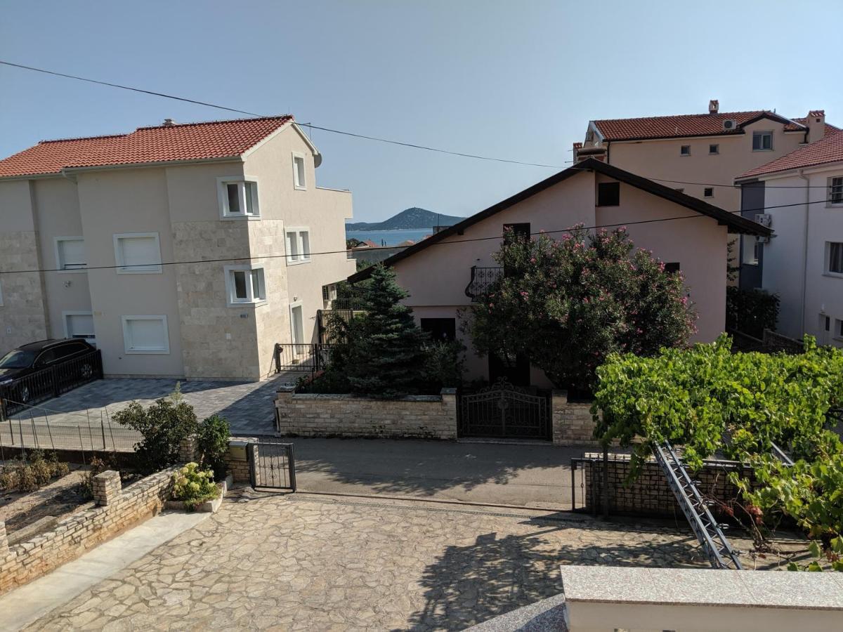 Apartments With A Parking Space Vodice - 18428 Exterior photo